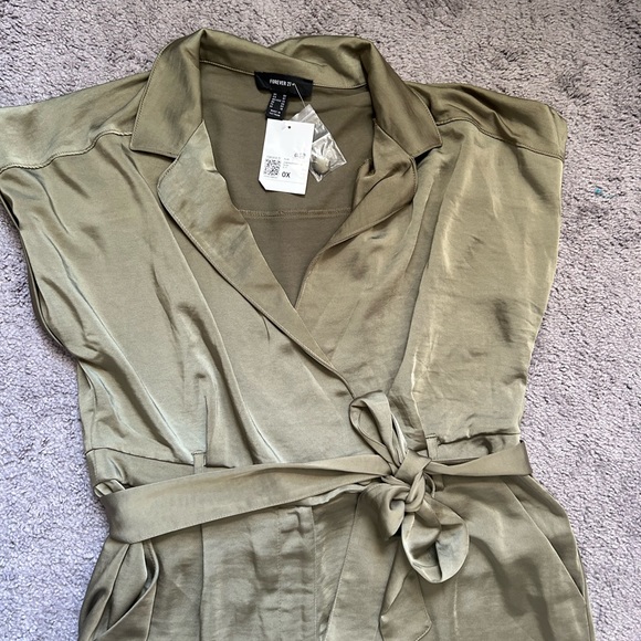 Plus Size Satin Surplice Jumpsuit - Picture 7 of 9